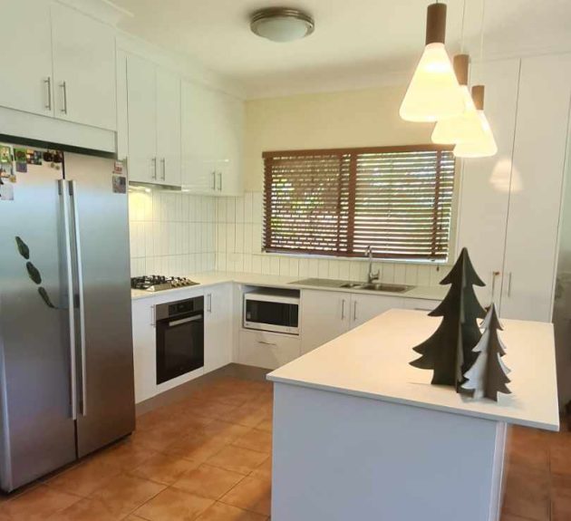 Caravonica Kitchen #2