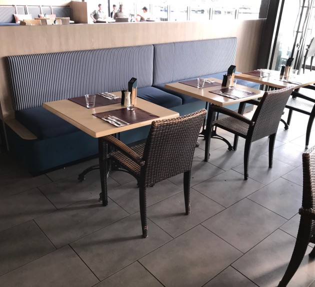 Dundees Restaurant - During Installation